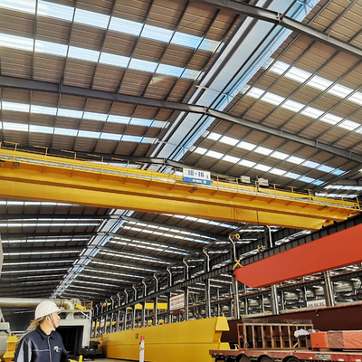 Pakhuisgebruik Elektrisch Luchtcrane double girder railway 15 ton 15M/MIN