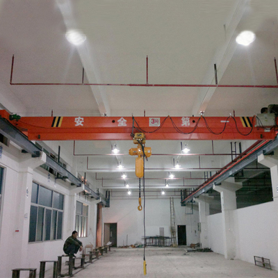 Enige Balk Elektrisch Lucht Reizend Crane General Use With Host 31.5m