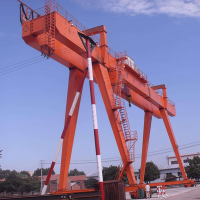 Aangepaste Op zwaar werk berekende Brug Crane Warehouse 550KN 40M/min