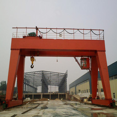 De aangepaste Openluchtbrug Crane With Trolley van de Gebruiks Opheffende Machine